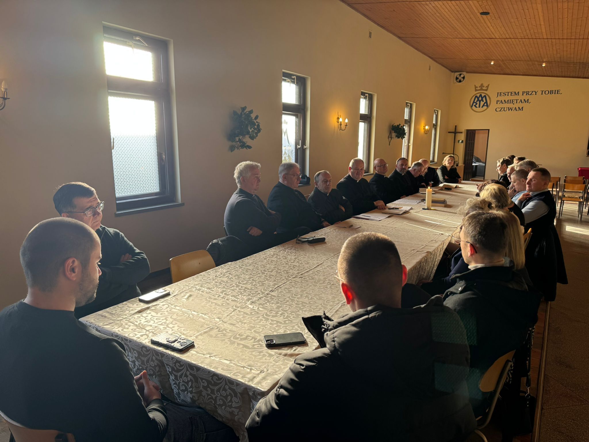 Spotkanie Dekanalnej Grupy Presynodalnej w parafii NMP Królowej Polski w Nakle nad Notecią - 22.11.2025